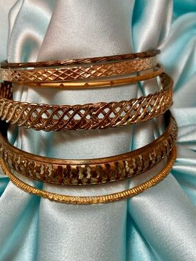 Bundle 6 Gold-Tone Textured Women’s Bangle Bracelet Set